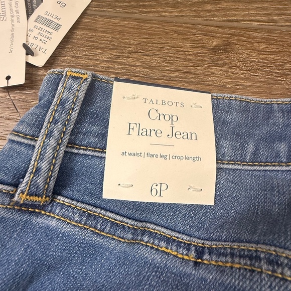 Talbots High-Rise Crop Flare Jeans 6 PETITE, New with Tags, Denim, Everyday Fall - Picture 12 of 13